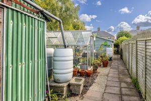 Photo 15- click for photo gallery